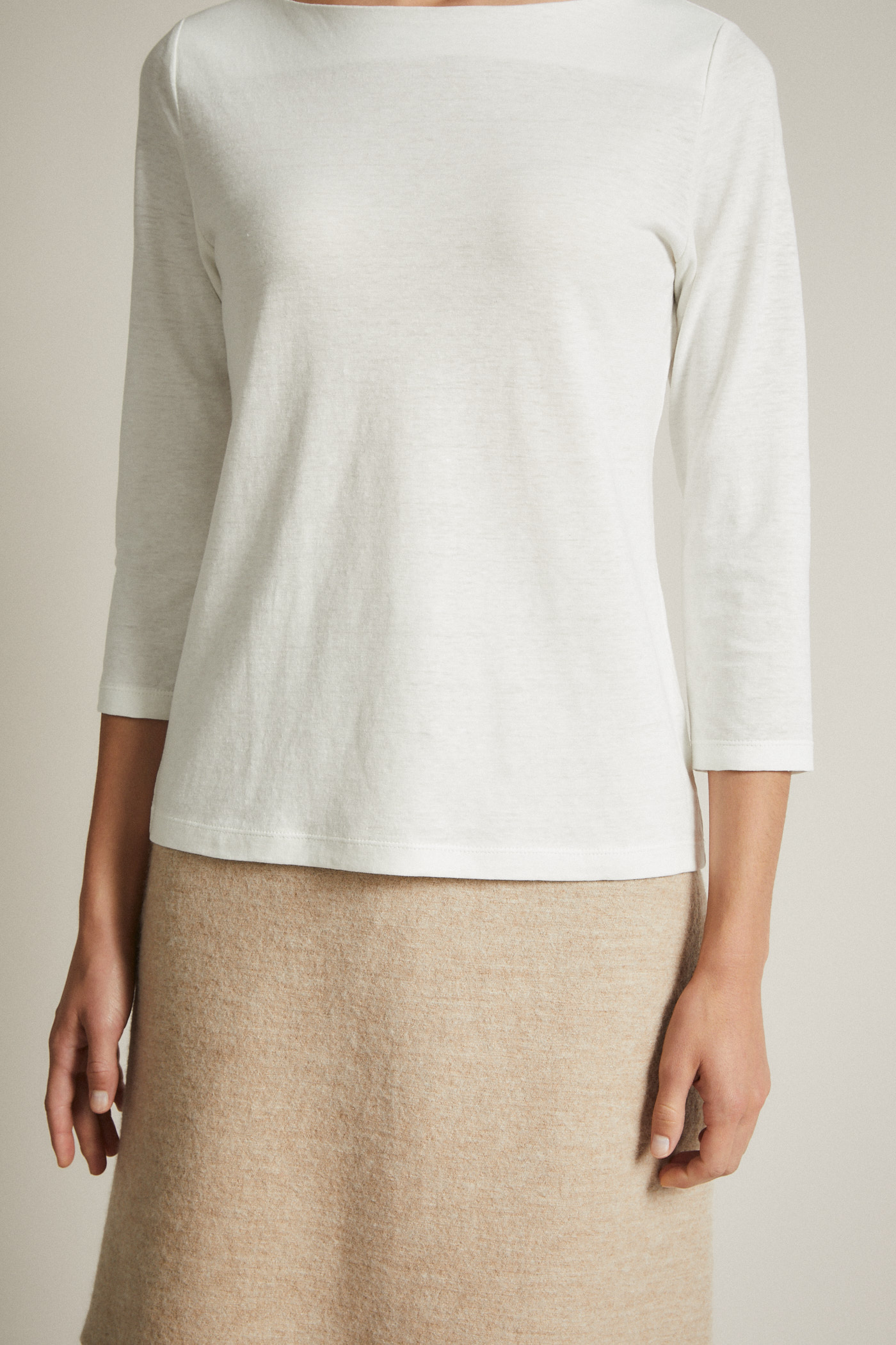 lanius_hw20_12419-00_u-bootshirt_off-white_04 lanius_hw20_12419-00_u-bootshirt_off-white_04