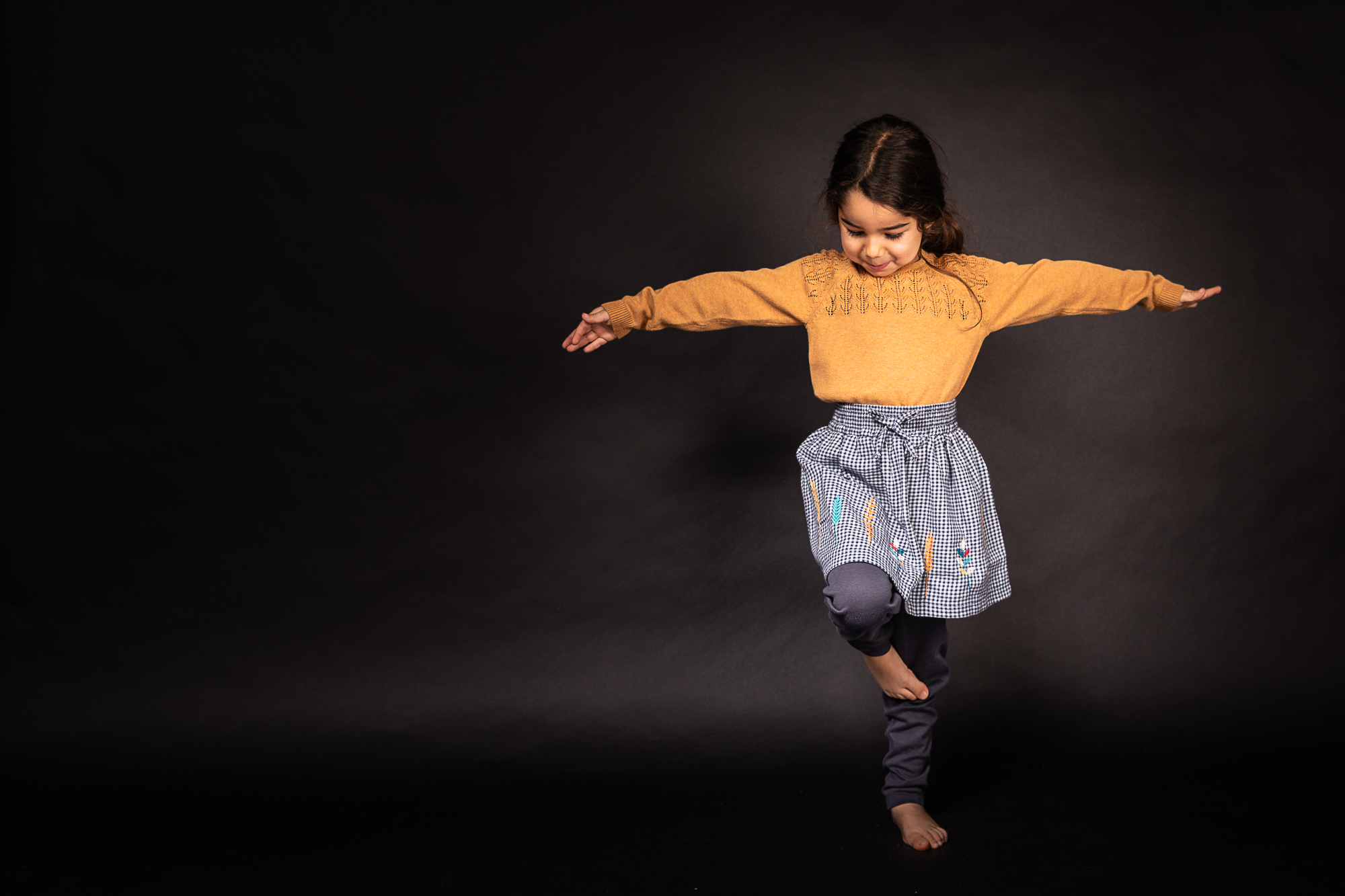 2021404_1-honovi-caramel_2021527-donoma_2021402-1-linda-navy_1 2021404_1-honovi-caramel_2021527-donoma_2021402-1-linda-navy_1