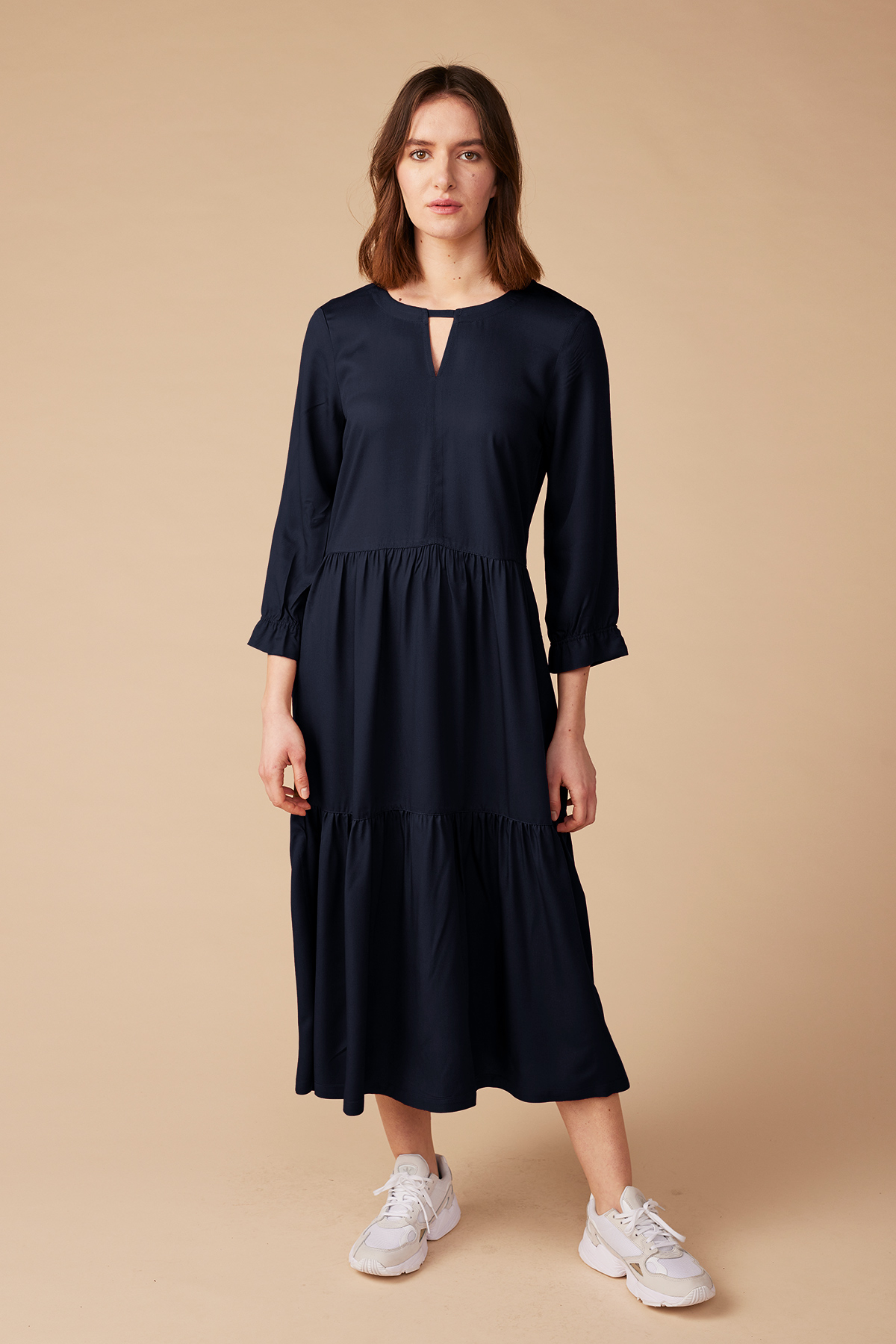 211-3432-7410-4298_1_kleid-oceane-nightblue