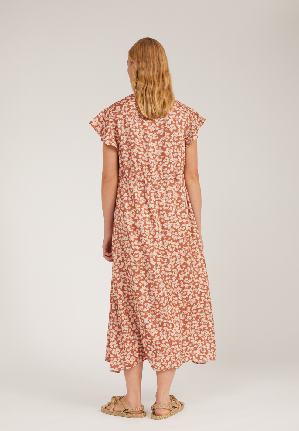 Armedangels AMARAA STRAW FLOWER Kleid aus LENZING™ ECOVERO™ bei Liebevoll