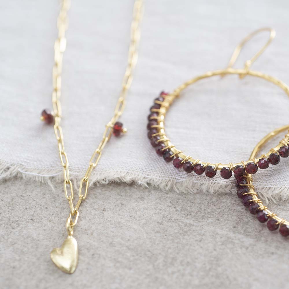 AW30603-Goodness-Garnet-Gold-Necklace-1 AW30603-Goodness-Garnet-Gold-Necklace-1
