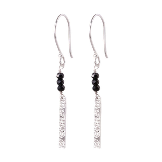 AW31075_Bar-Black-Onyx-Earrings-Silver-Plated_1_A-Beautiful-Story