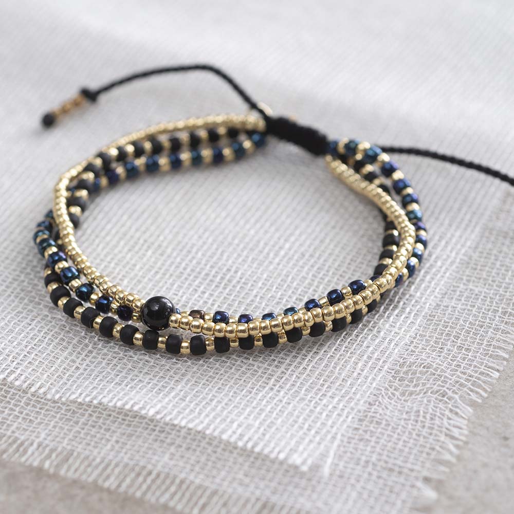 BL30214-Loyal-Black-Onyx-Gold-Bracelet