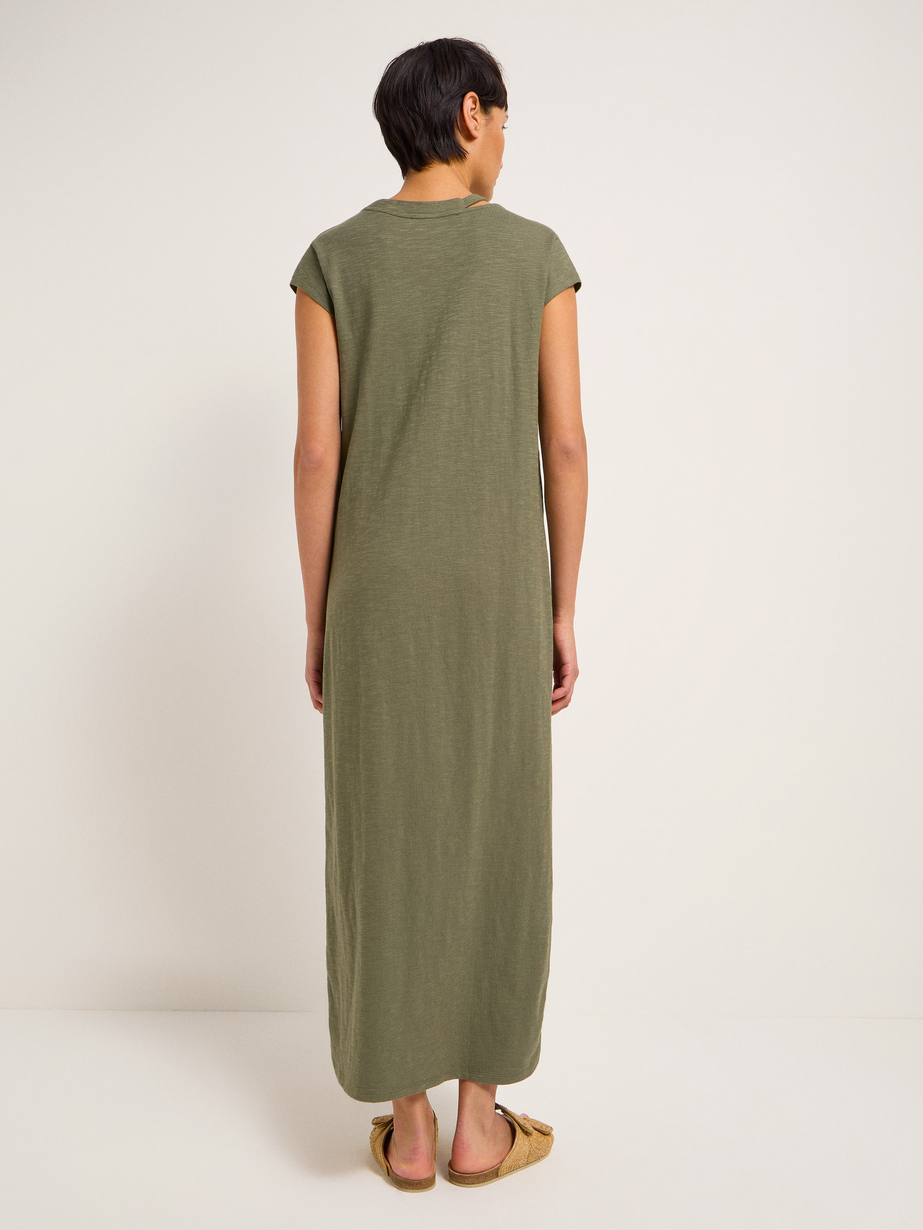 LANIUS_124-13851-695-tea-leaf-34_Maxikleid_06