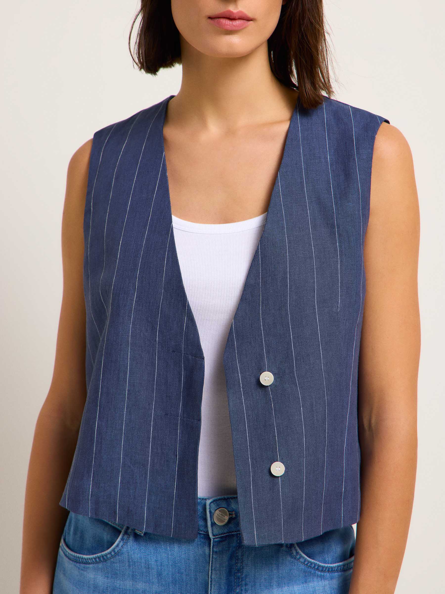 LANIUS_124-13909-945-night-blue-melange-off-white-34_Weste-mit-Streifen_05 LANIUS_124-13909-945-night-blue-melange-off-white-34_Weste-mit-Streifen_05