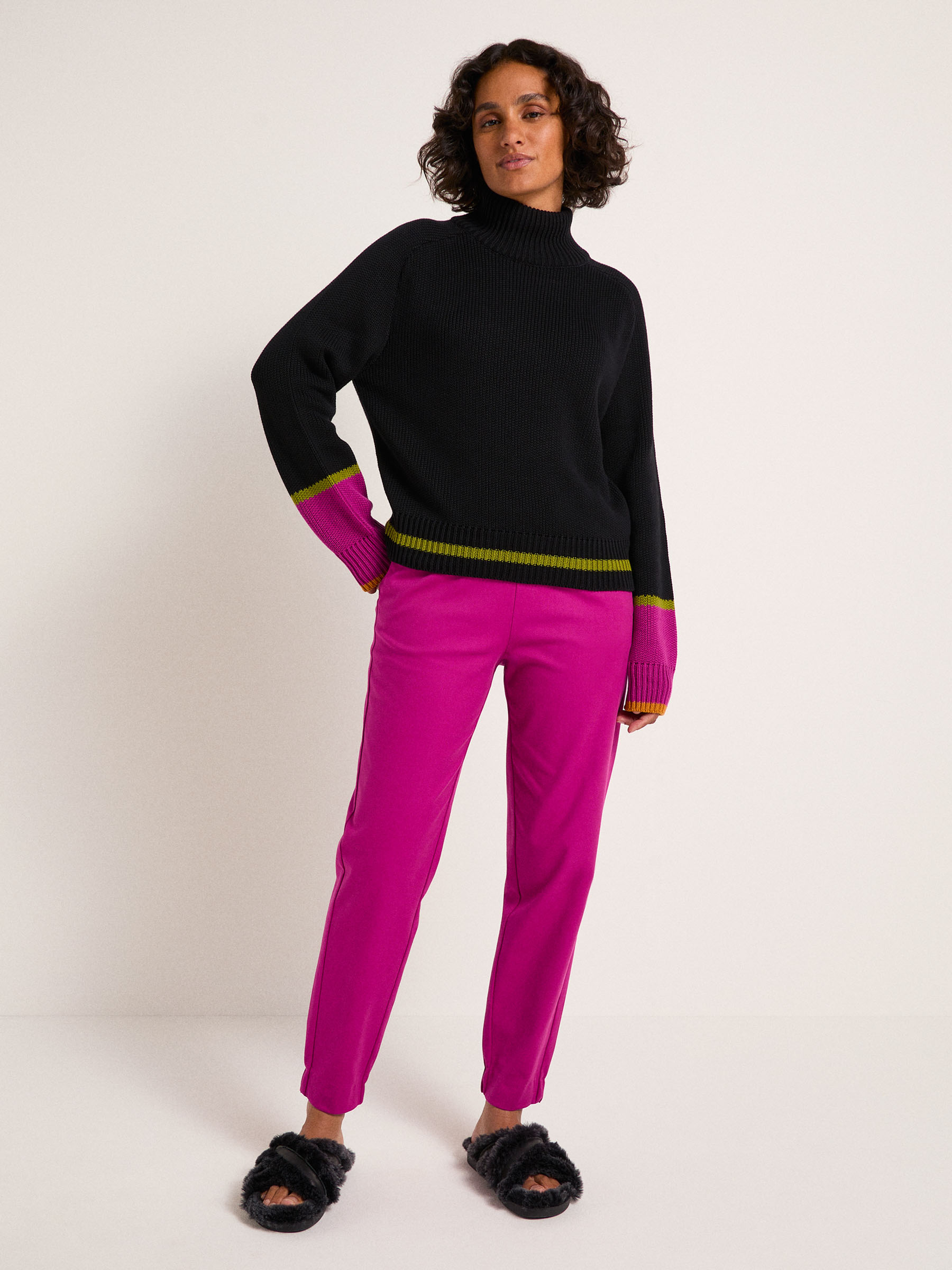LANIUS_AW23_13617-199-black-multicolour-34_Colourblock-Pullover_03