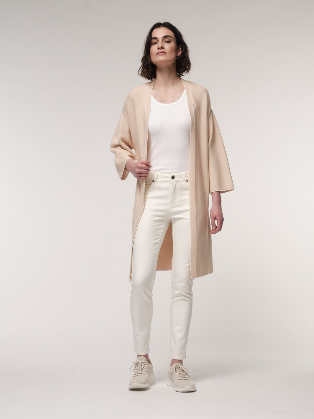 LANIUS_SS23_13501-00_Strickmantel_oat-milk_03 LANIUS_SS23_13501-00_Strickmantel_oat-milk_03