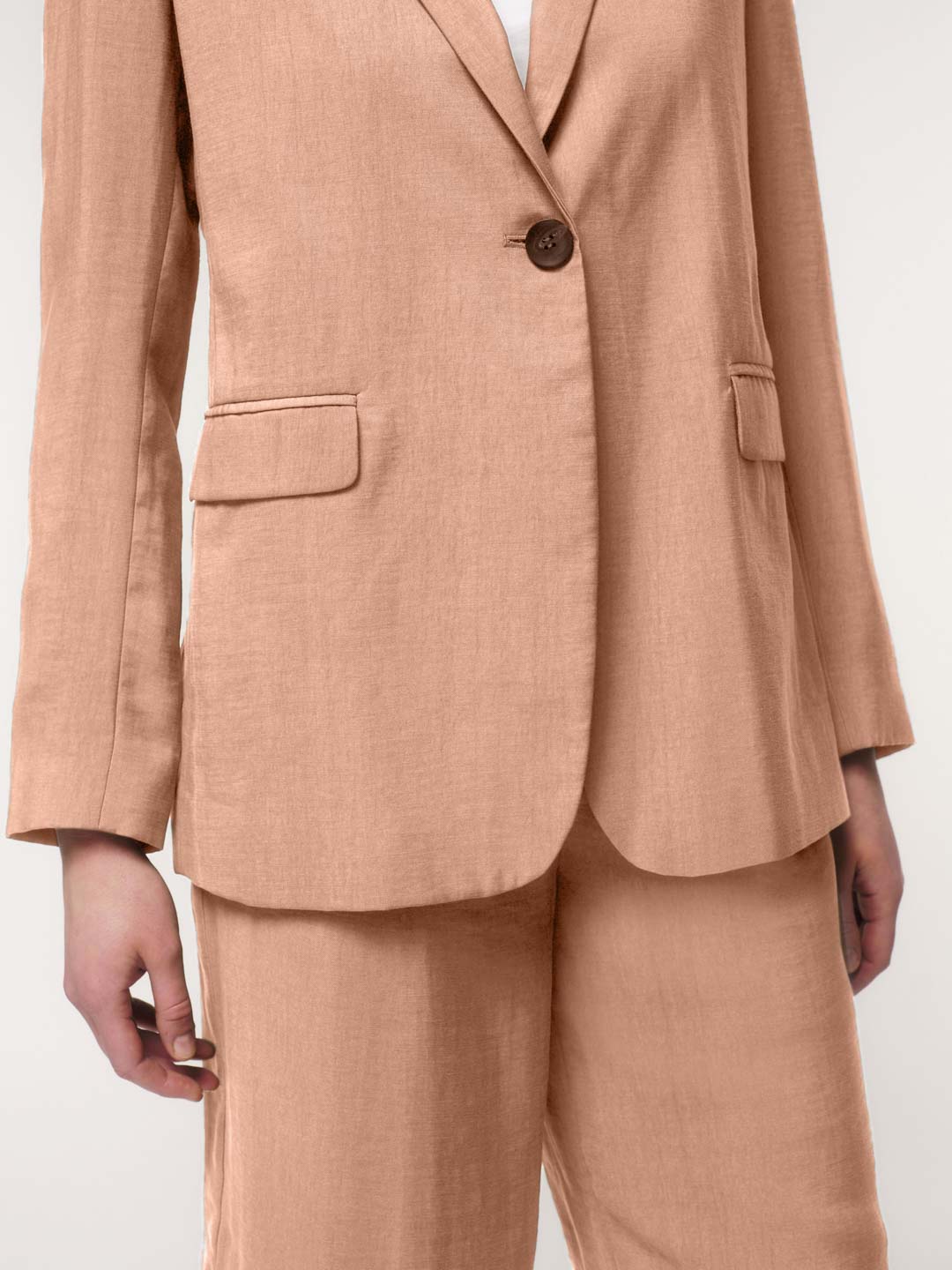 LANIUS_SS23_13503-00_Blazer_sandstorm_06 - Kopie