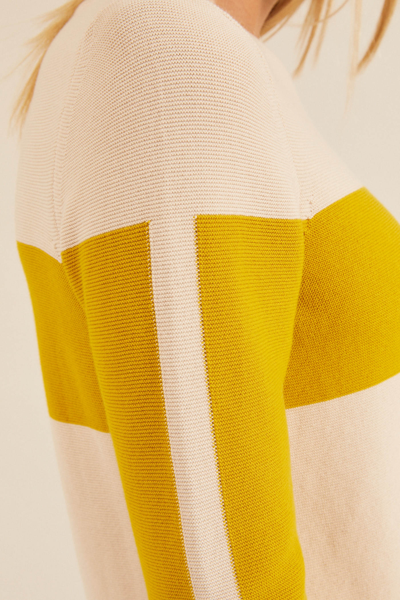 lanius_fs20_12408-00_colorblock-pullover_shell-kiwigold_03