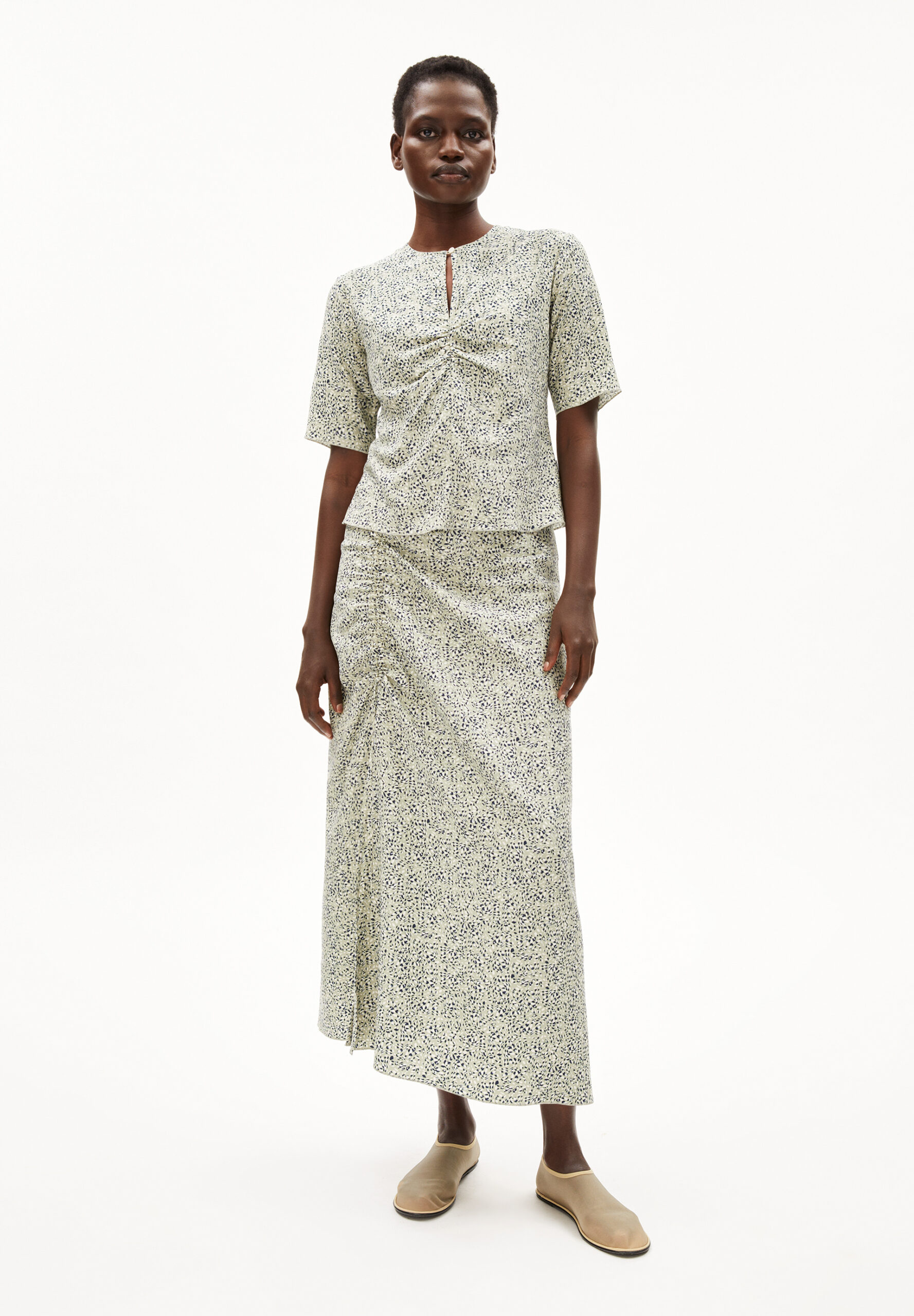 Armedangels_2501_3052_30006927_2-jpg Armedangels_2501_3052_30006927_2.jpg